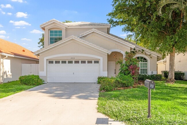 Building Photo - 2650 Fairway Cove Ct