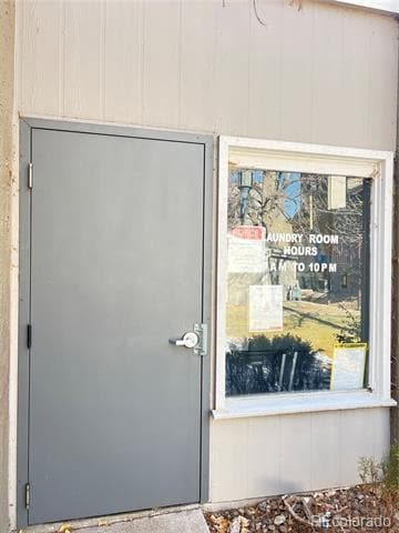 Building Photo - 5300 E Cherry Creek S Dr