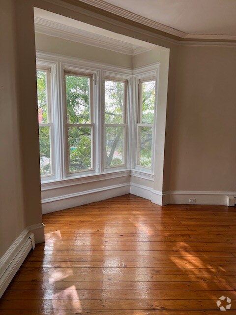 Building Photo - 468 Wickenden St