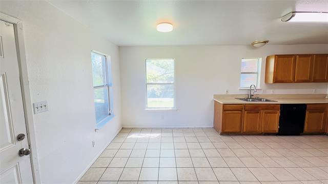 Building Photo - 7632 Livvie Meador Ln