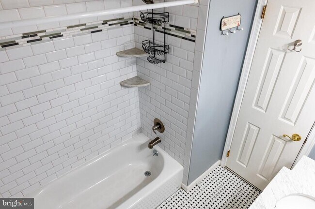 Building Photo - 2597 Carrell Ln