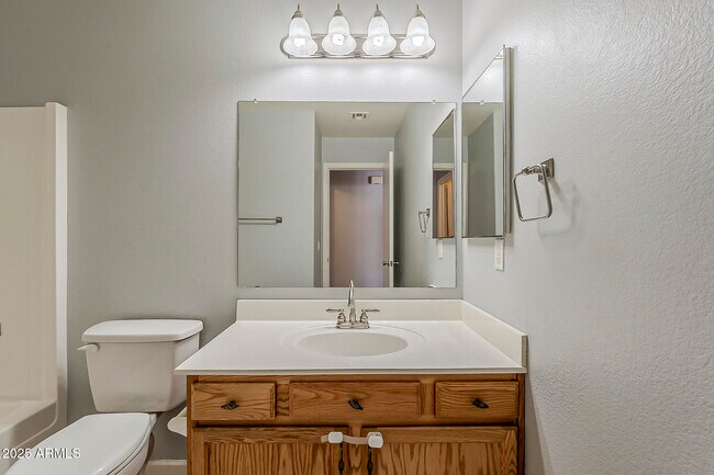 Building Photo - 3029 W Matthew Dr