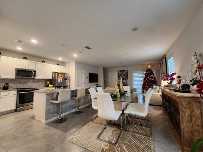 Building Photo - 16138 Egret Pointe Wy