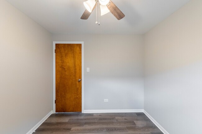 Building Photo - 8533 Massasoit Ave
