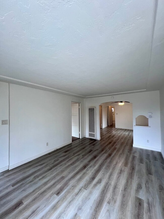 Building Photo - 4546 37th St