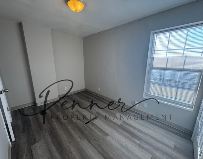 Building Photo - 6312 Raytown Rd