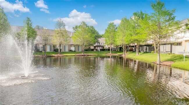 Building Photo - 602 Pinebranch Cir