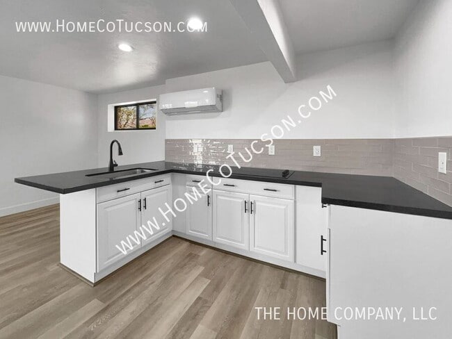Building Photo - 5788 E Paseo Cimarron