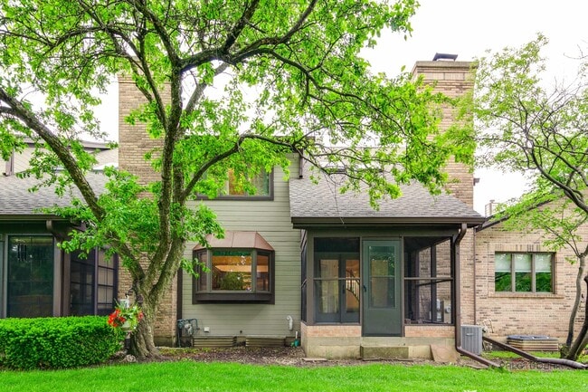 Building Photo - 1613 Pebble Beach Dr