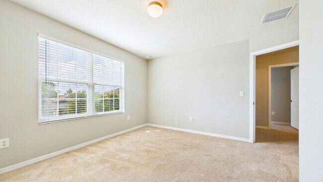 Building Photo - 4-Bedroom Home with Spacious Layout in Ayersworth Glen – Wimauma, FL