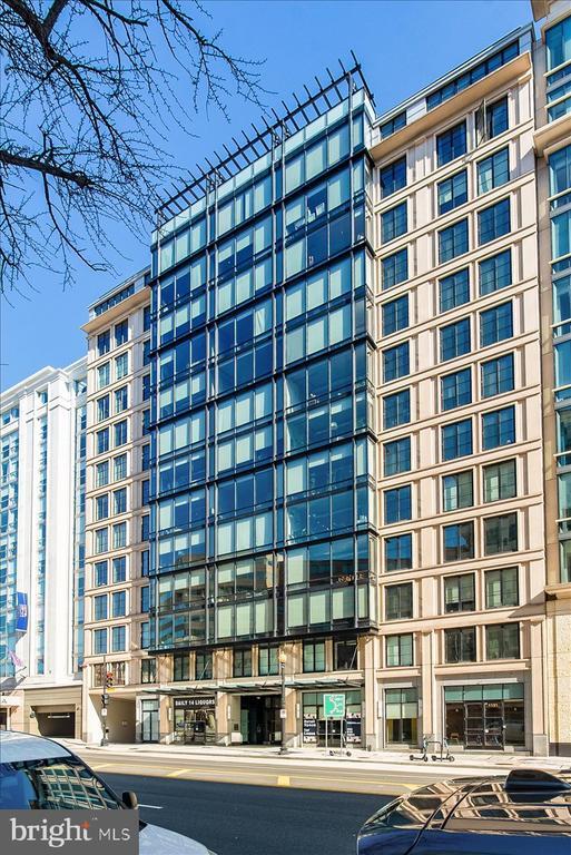 Building Photo - 1133 14th St NW