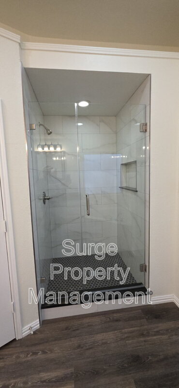 Building Photo - 629 Dorchester Dr