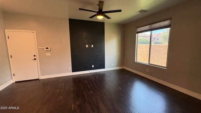 Building Photo - 11460 W St John Rd