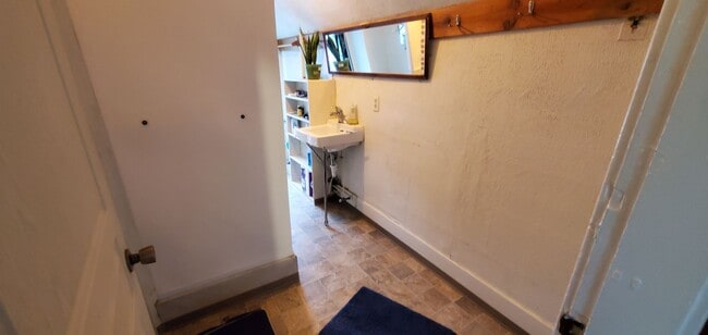 Building Photo - 1310 Grant St