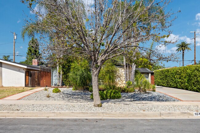 Building Photo - 16439 Kingsbury St