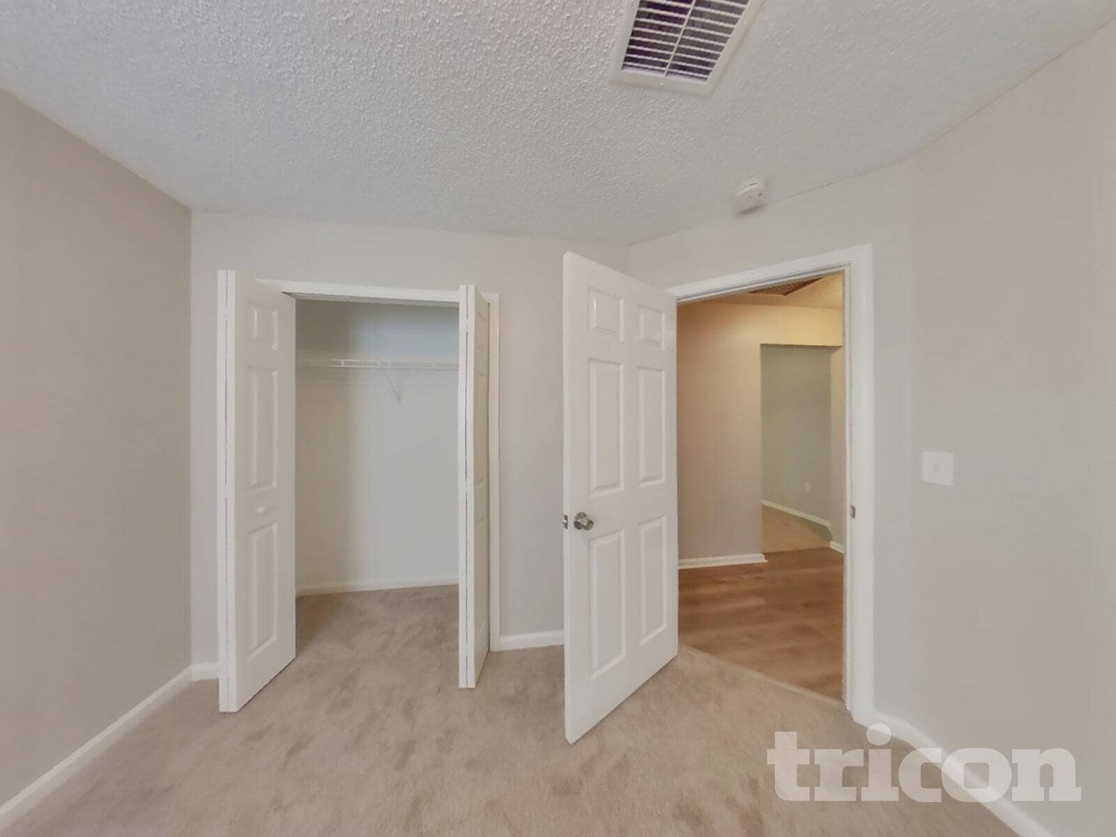 Building Photo - 3716 Arava Dr