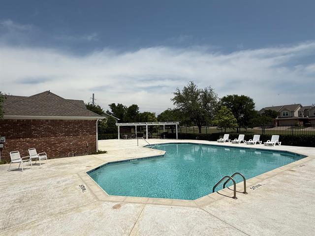 Building Photo - 8621 Forest Highlands Dr
