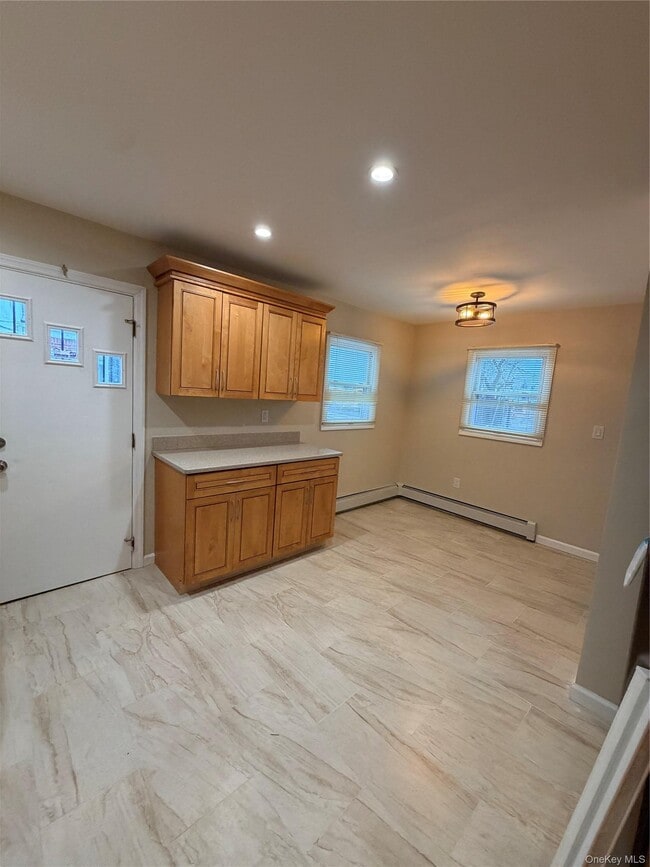 Building Photo - 21 W Centennial Ave