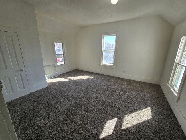 Building Photo - 5006 Morningside Ave