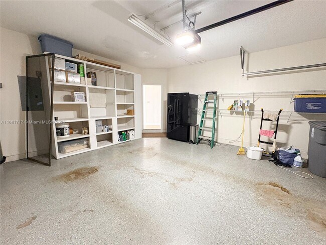Building Photo - 9080 Villa Portofino Cir