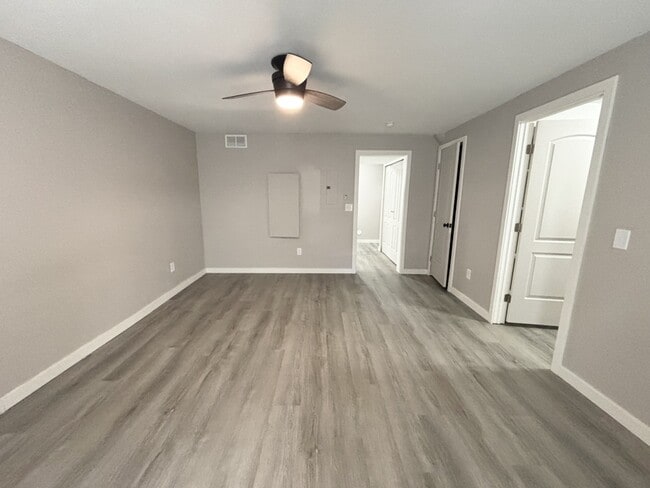 Building Photo - 4518 Cave Run Ln