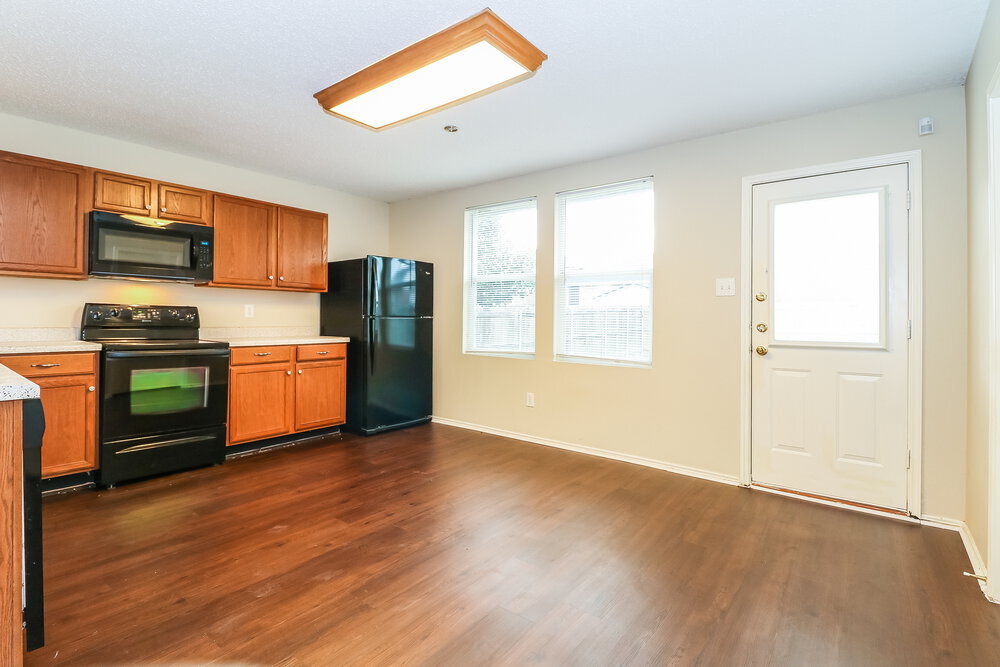 Building Photo - 3520 Clydesdale Dr