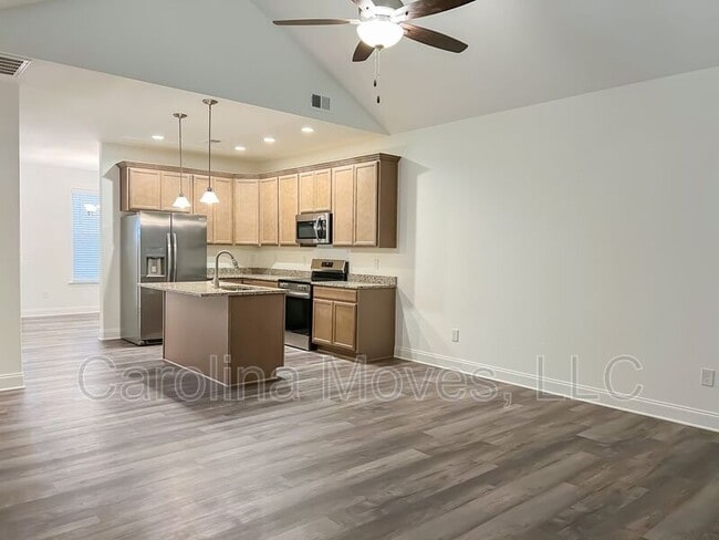 Building Photo - 508 Dottie Ct