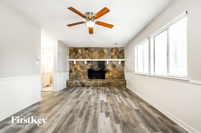 Building Photo - 855 Lost Creek Cir