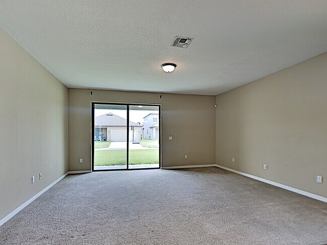 Building Photo - 12986 Holdenbury Ln
