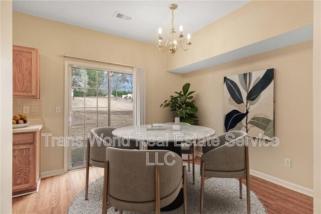 Building Photo - 1102 Pleasant Oaks Ct