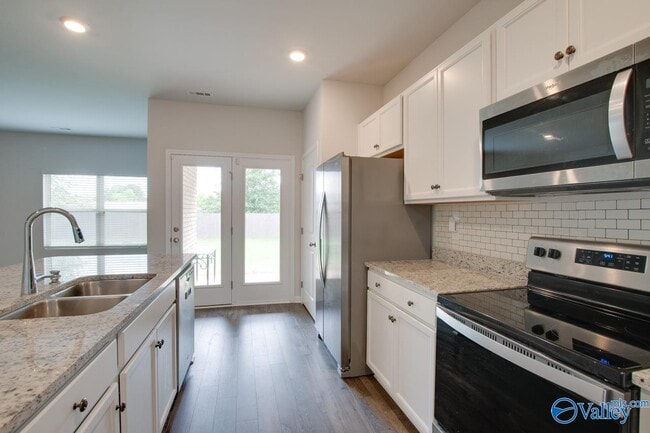 Building Photo - 145 Branton Ct