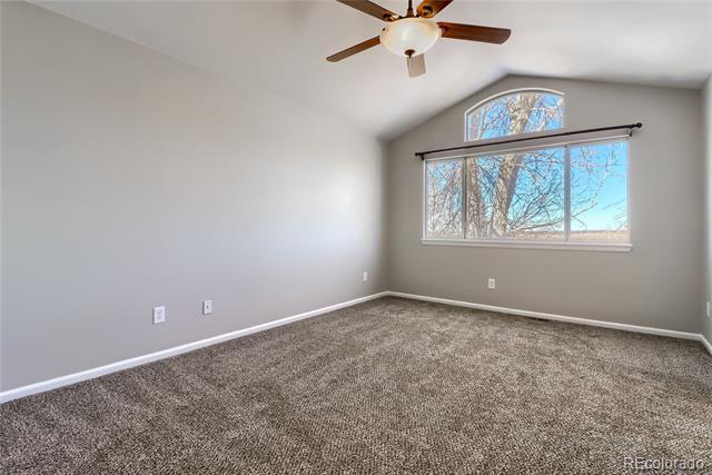 Building Photo - 16229 Hedgeway Dr