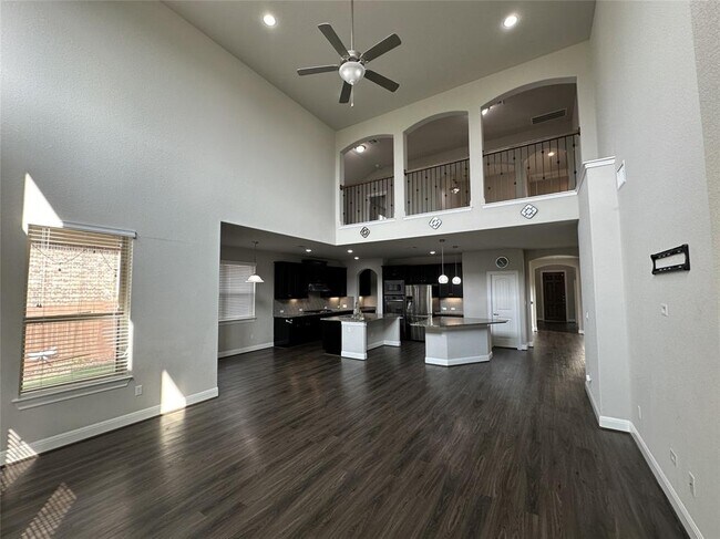 Building Photo - 4213 Valley Oaks Dr
