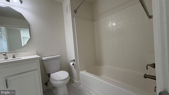 Building Photo - 139 ROOSEVELT Blvd