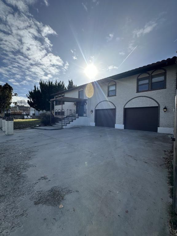 Building Photo - 2067 Sundown St