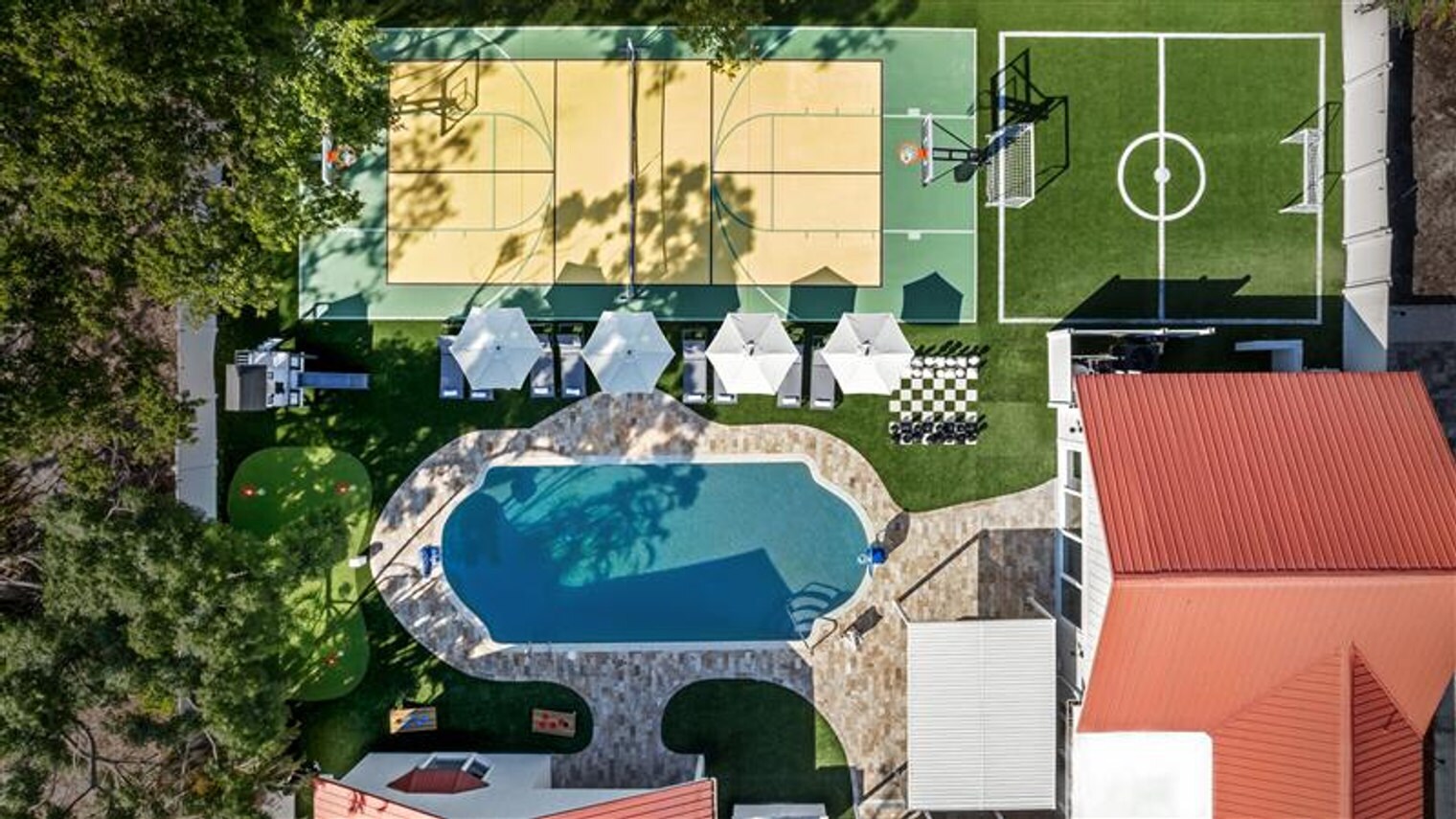 Building Photo - 2349 Kings Point Dr