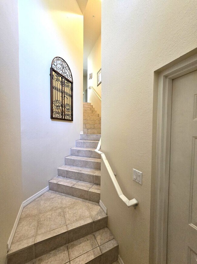 Building Photo - ** PELICAN LANDING ** 3 BED / 2 BATH - GARAGE - AMAZING AMENITIES - FURNISHED - ANNUAL RENTAL