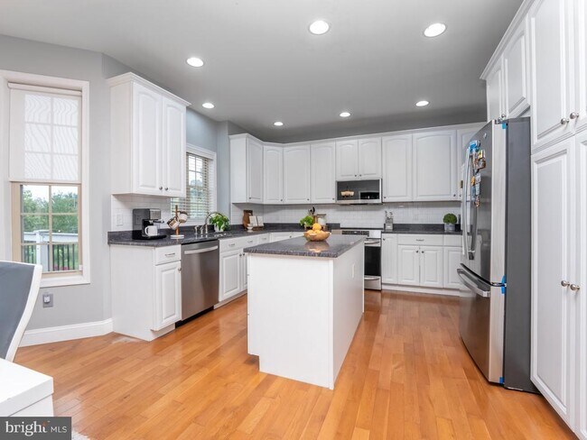 Building Photo - 1458 Highfield Ct