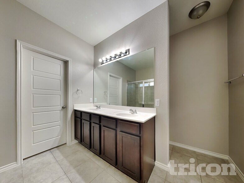 Building Photo - 3907 Josephs Run