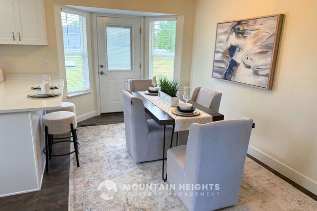 Building Photo - 3987 Red Tail Dr