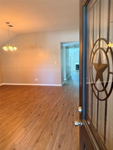 Building Photo - 4817 Falcon Forest Dr