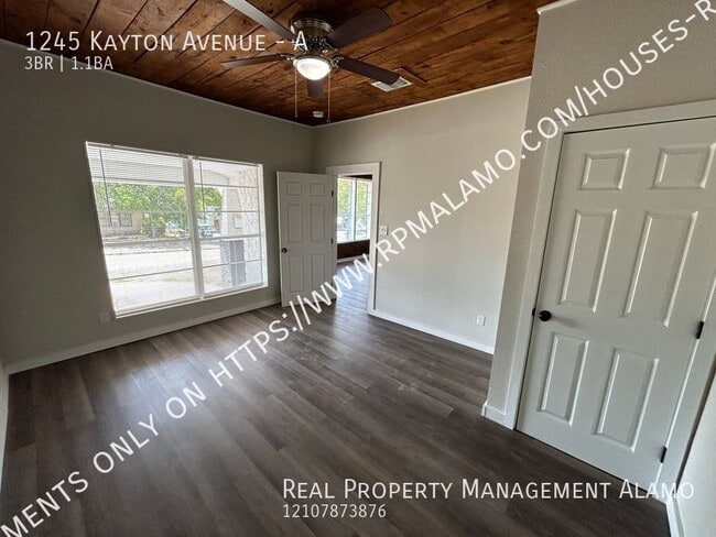 Building Photo - 1245 Kayton Ave