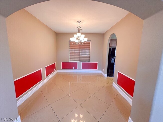Building Photo - 142 Castle Course Ave