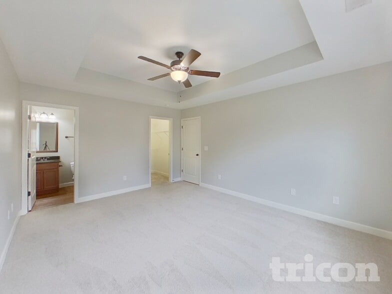 Building Photo - 613 Slippery Moss Dr