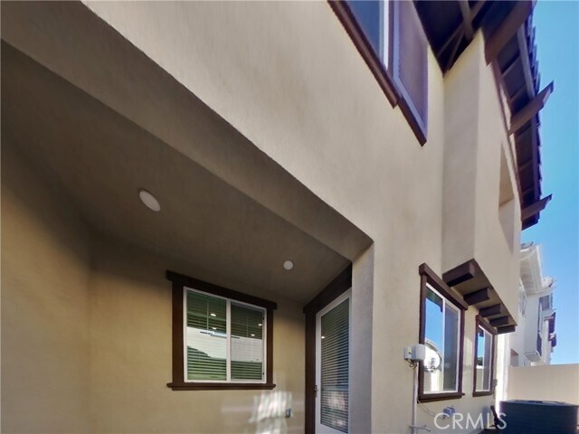 Building Photo - 31675 Willowood Way