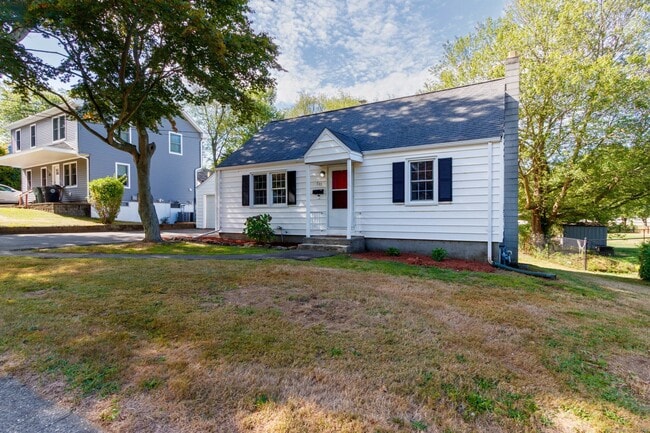 Building Photo - 385 Pond Point Ave