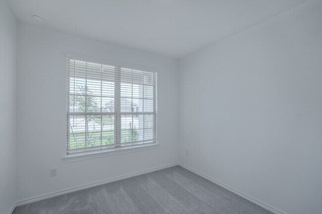 Building Photo - 15135 Wild Gully Wy