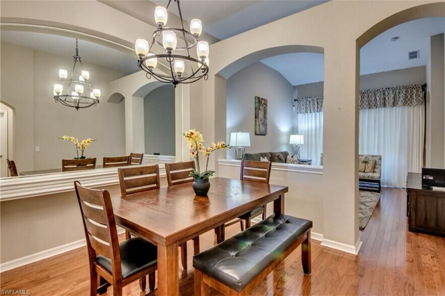 Building Photo - 7856 Lake Sawgrass Loop