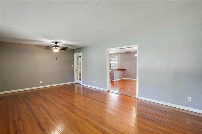 Building Photo - 5814 Canton Park Dr