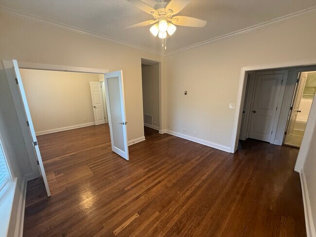 Building Photo - 1301 W Morse Ave